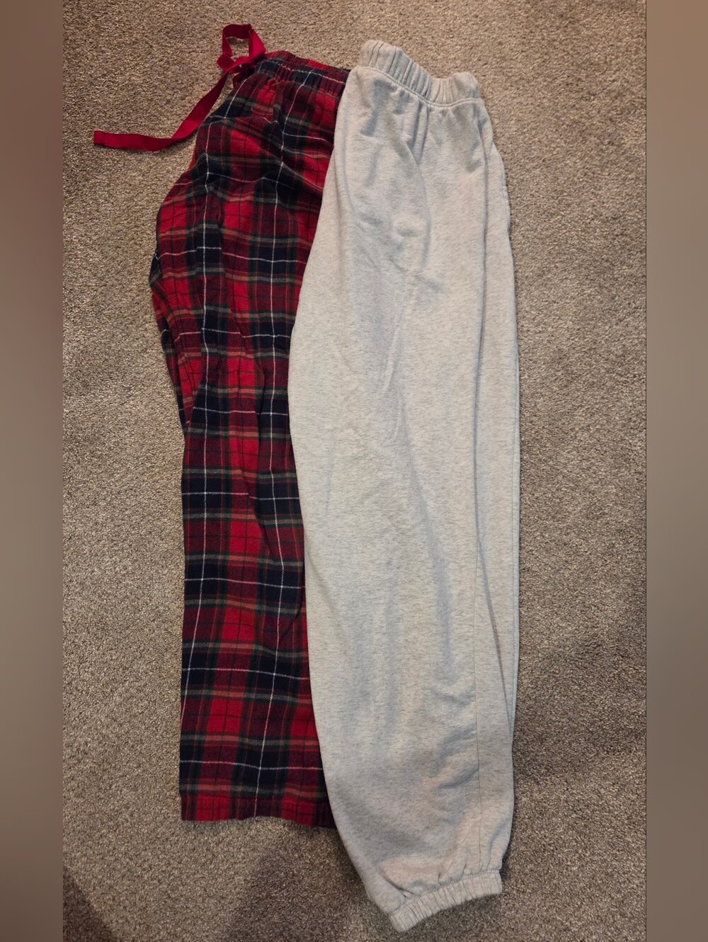 2 Pairs Of Girls Old Navy PJ Pants Size 14/16 Teen